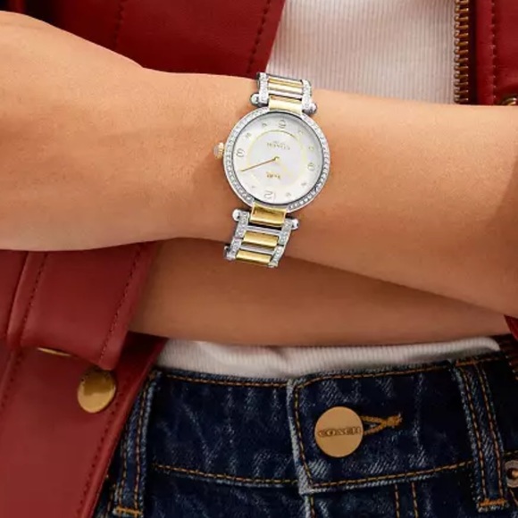 Coach Cary Watch - Picture 4 of 9